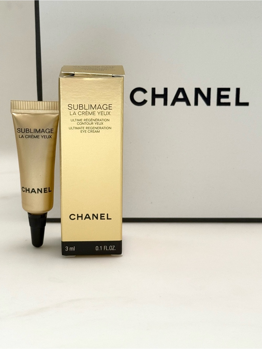 Chanel • Sublimage Ultimate Regeneration Eye Cream
